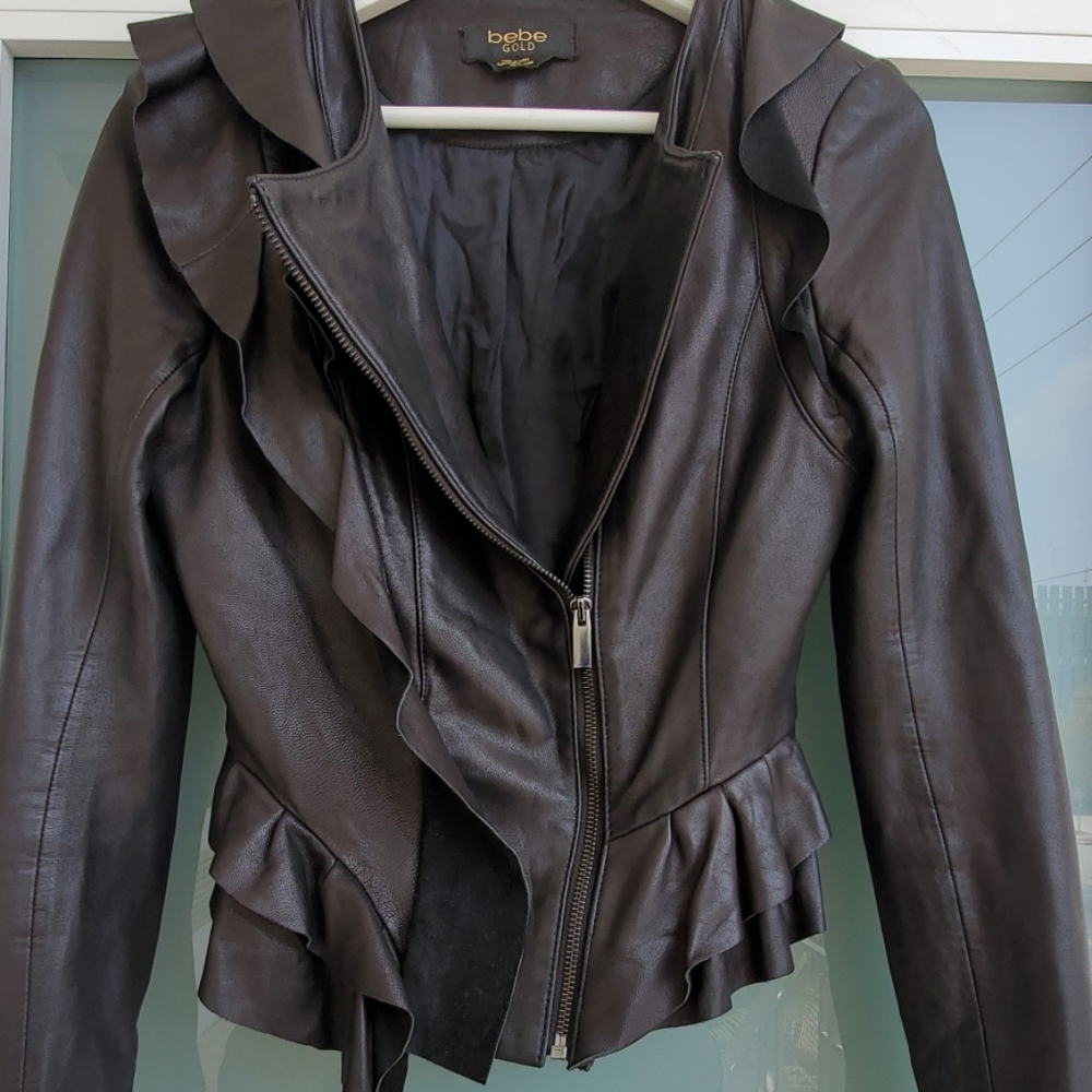 BEBE 100% LEATHER JACKET / BEBE